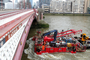 Special barge for Tideway testing on the Thames