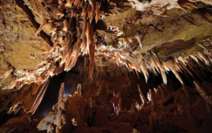 Cave discovered during Robbins water tunnel drive