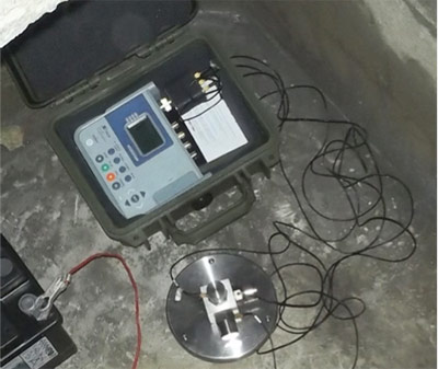 Vibration monitoring equipment in man-hole